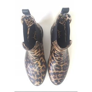 rockingham waterproof chelsea boots